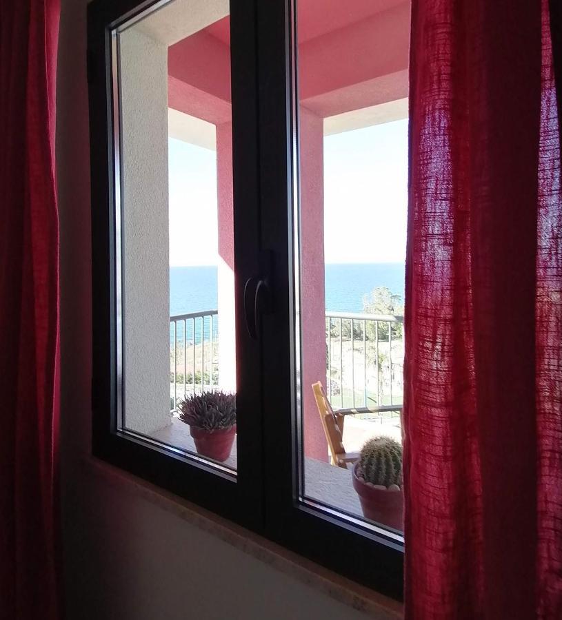 Apartment Saro & Tea Castel di Tusa Buitenkant foto